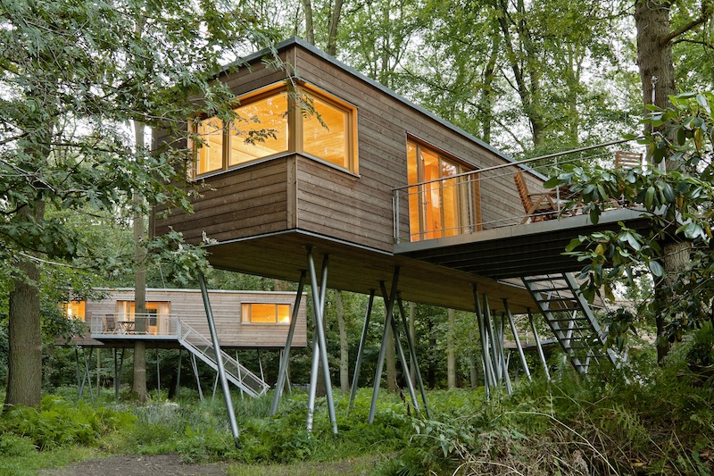 Romantic treehouse hotel