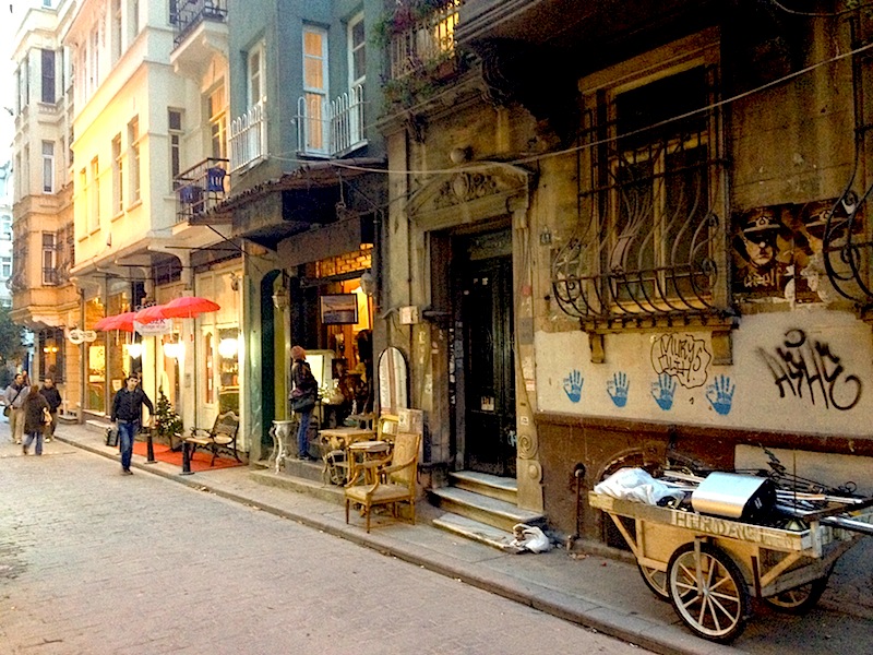 Istanbul-trendy-neighborhood